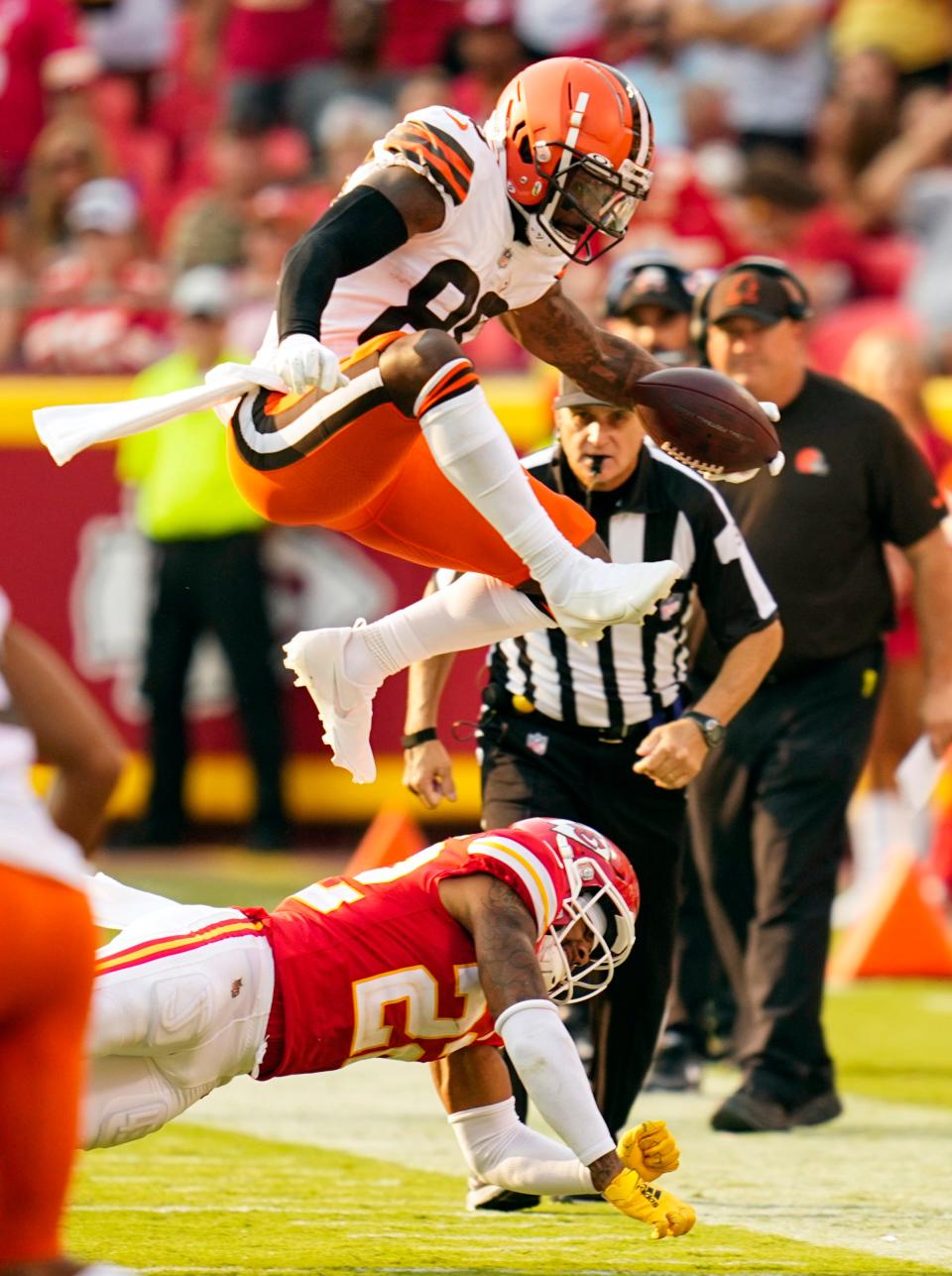 In the Browns' opener, wide receiver Jarvis Landry had five catches on five targets for 71 yards and rushed twice for 13 yards, including a 5-yard touchdown.