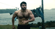 <p>It's easy to see why almost no one underestimated Superman's (Cavill) superhero strength in 'Man of Steel.'</p>