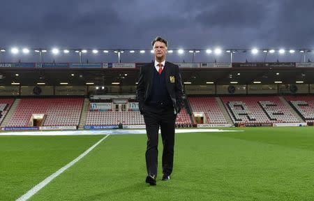 Football Soccer - AFC Bournemouth v Manchester United - Barclays Premier League - Vitality Stadium - 12/12/15 Manchester United manager Louis van Gaal before the match Action Images via Reuters / Tony O'Brien Livepic