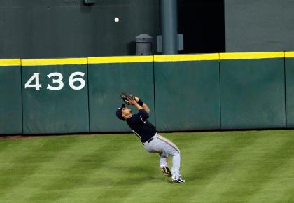 Astros to remove Tal's Hill after season