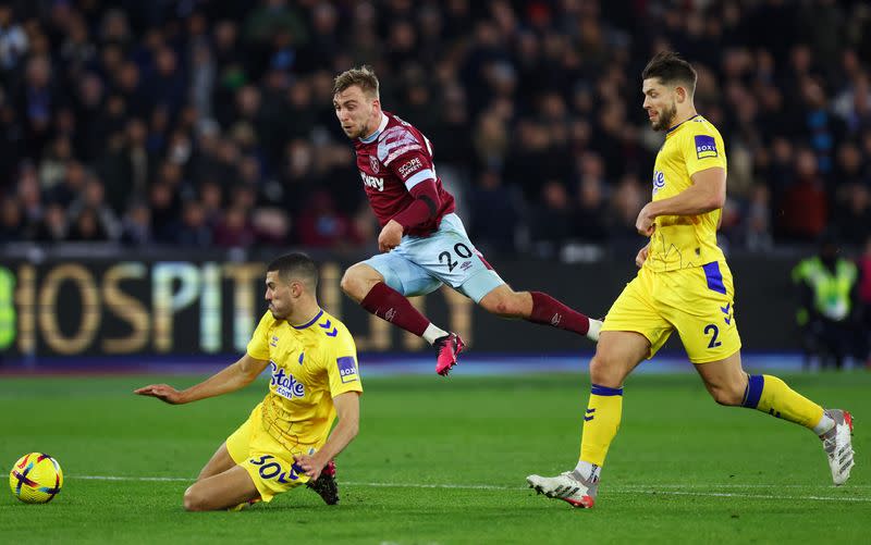 Premier League - West Ham United v Everton