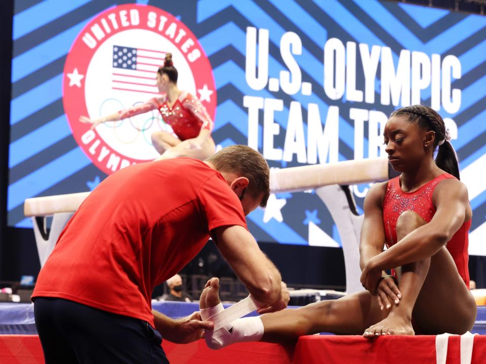 Simone Biles may be dealing with an injury as she competes for gold at