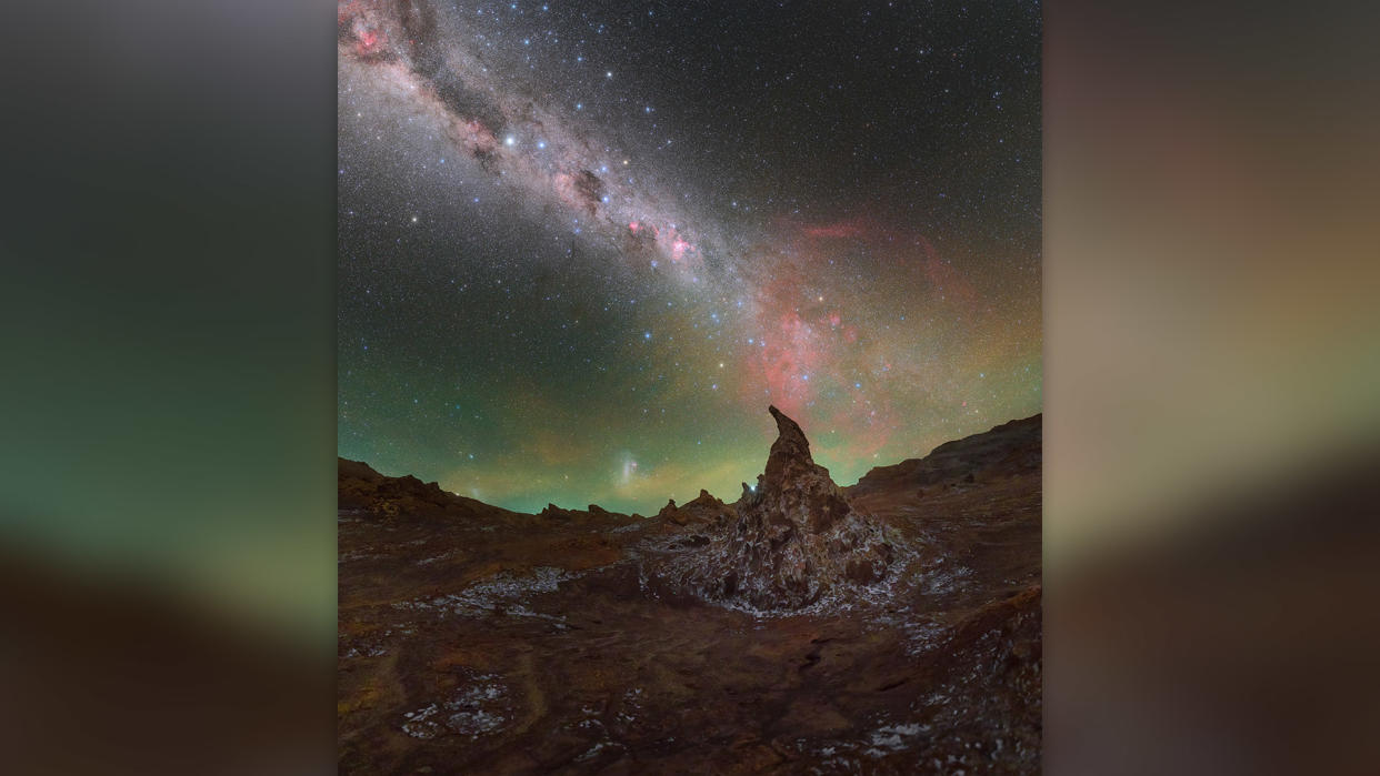  A magical night in the Atacama Desert. 