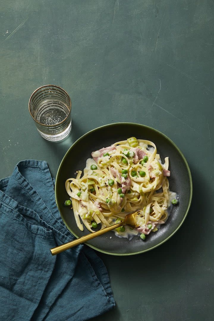 Creamy Fettuccine With Leeks and Ham