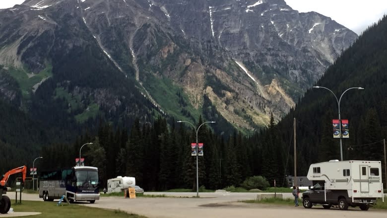 Lawsuits leave lodge in Glacier National Park derelict