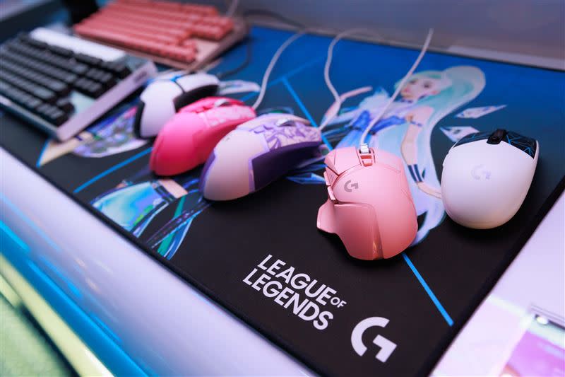 Logitech G全新推出的「英雄聯盟 - 星光戰士」聯名系列，包含G502 HERO高效能遊戲滑鼠，將以粉色力量搶攻玩家的心。（圖／品牌提供）