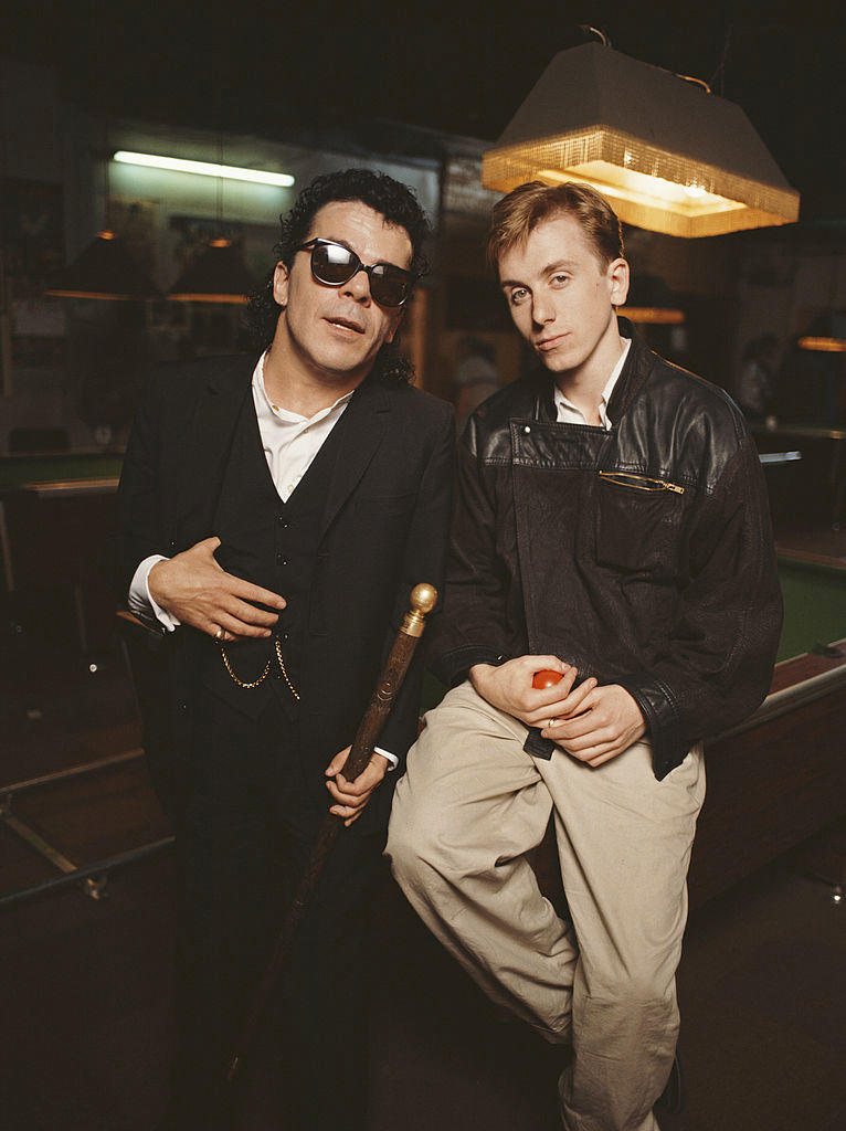 English musician Ian Dury with Tim Roth, 1986. (Credit Tim Roney via Getty Images)