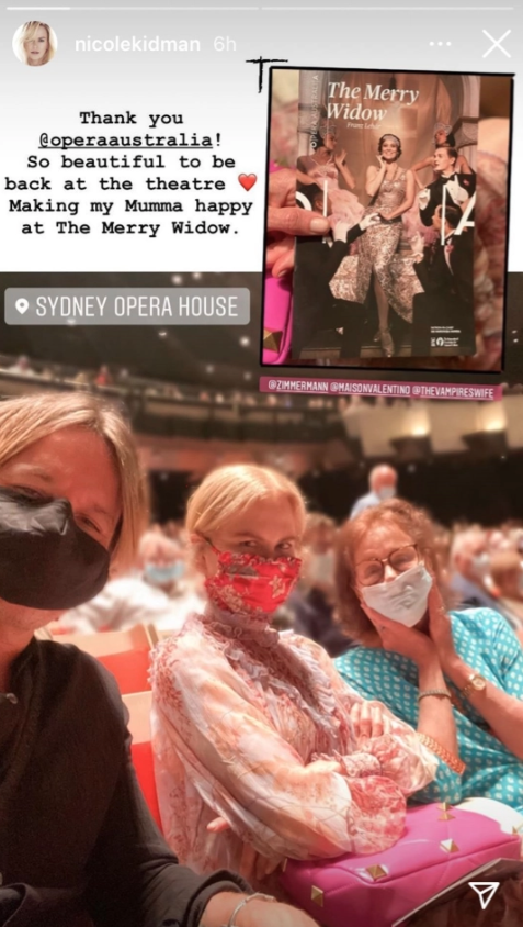 Nicole Kidman, Keith Urban and her mum at Sydney Opera House