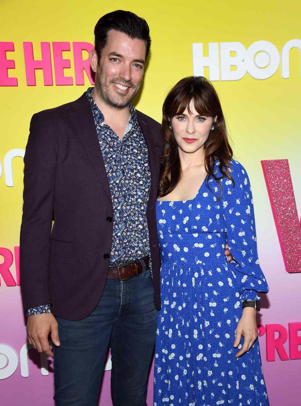 onathan Scott and Zooey Deschanel attend the Los Angeles Premiere Of Season 2 Of HBO's Unscripted Series "WE'RE HERE" at Sony Pictures Studios on October 08, 2021 in Culver City, California.