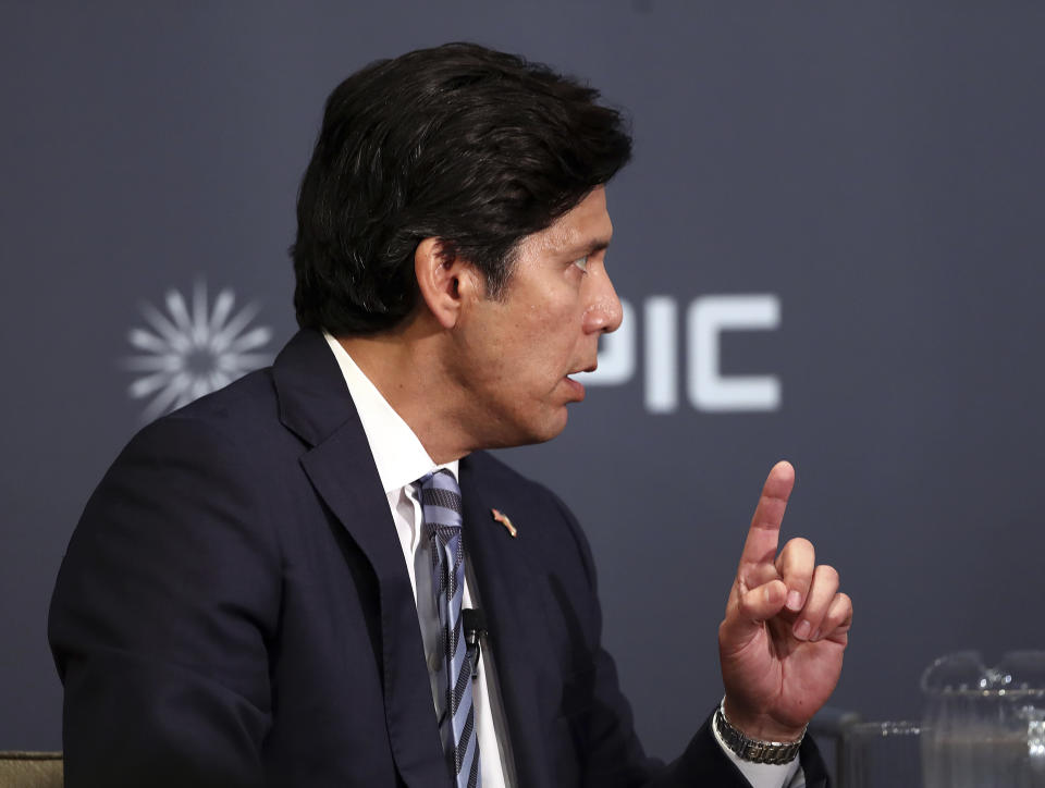 California Sen. Kevin de Leon, D-Los Angeles, gestures while speaking during a debate with California Sen. Dianne Feinstein, D-Calif., on Wednesday, Oct. 17, 2018, in San Francisco. Feinstein shared the stage with an opponent for the first time since 2000 when she debated state Sen. Kevin de Leon.The two Democrats are facing off in the Nov. 6 election. (AP Photo/Ben Margot)