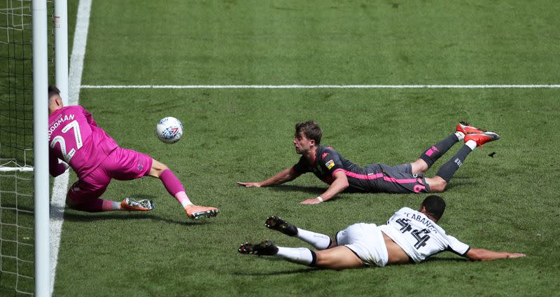 Championship - Swansea City v Leeds United