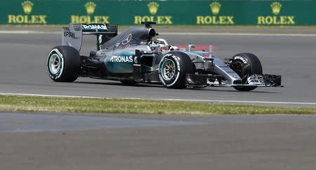 Formula One - F1 - British Grand Prix 2015 - Silverstone, England - 4/7/15 Mercedes' Lewis Hamilton in action during qualifying Reuters / Andrew Yates Livepic