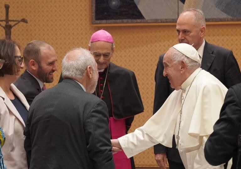 El papa Francisco junto a Martín Guzmán, el 5 de junio de 2024