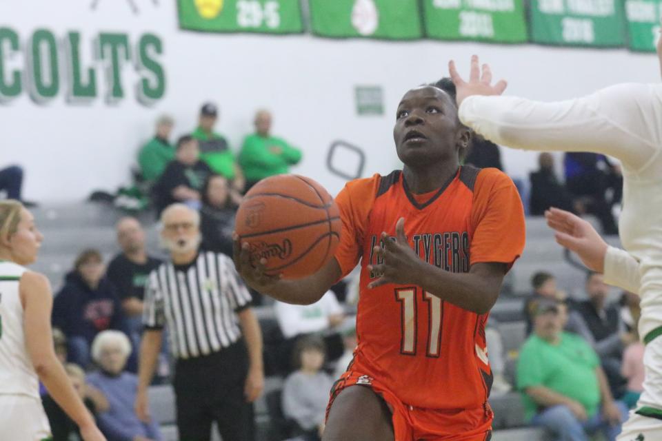 Mansfield Senior's Monetta Hilory led the Tygers to a 50-43 win over Clear Fork on Tuesday night with a game-high 17 points.