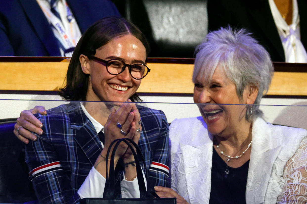 Ella Emhoff smiling (Chip Somodevilla / Getty Images)