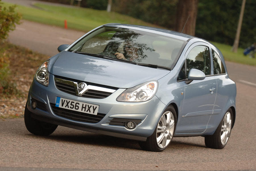 2007 Vauxhall Corsa – front cornering