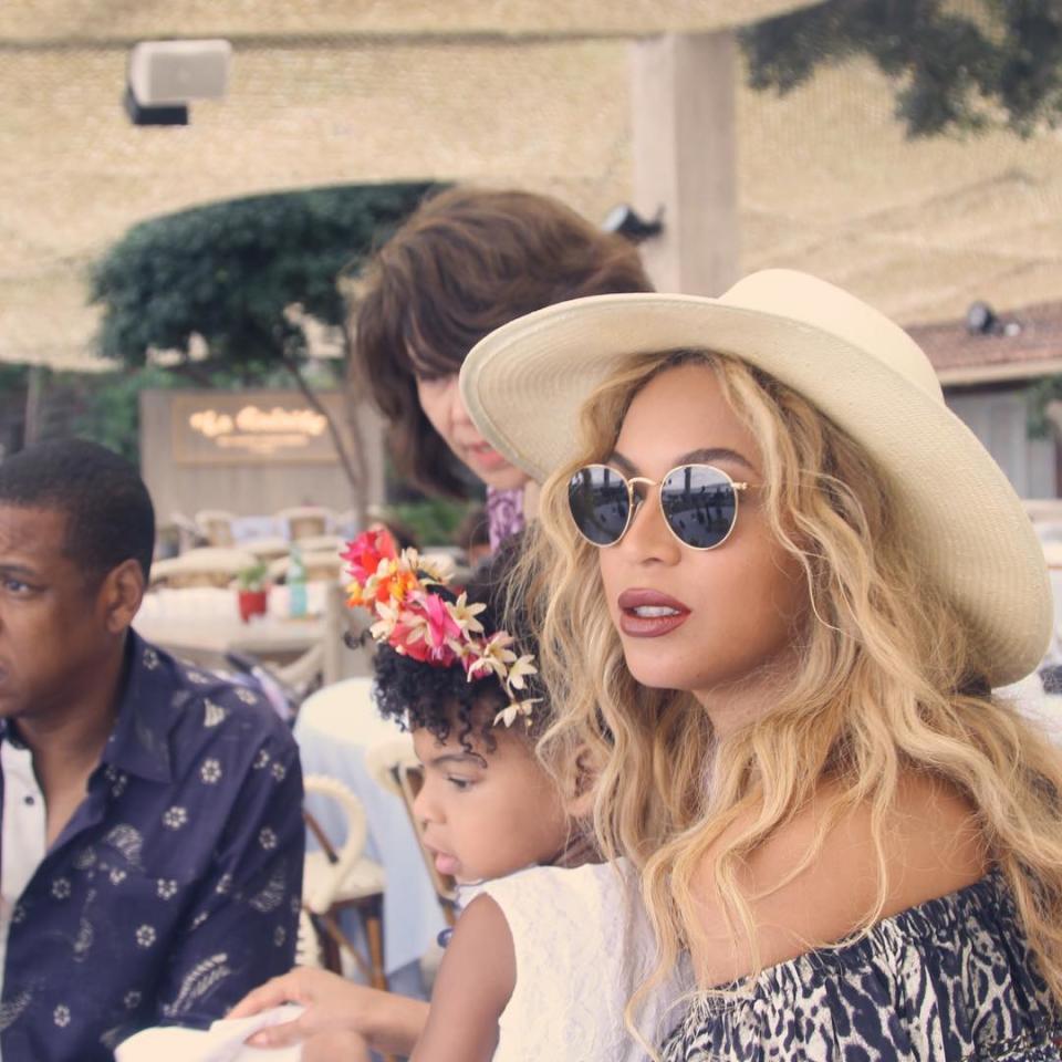 The Carter family is clearly still living their best lives. Beyoncé continues to post vacation snaps to Instagram, this time sharing cute candids of her 3-year-old daughter, Blue Ivy, and husband, Jay Z, as well as her own banging bikini bod. <strong>WATCH: Blue Ivy Shows Off Her Awesome Dance Moves During Vacation</strong> The 34-year-old singer posted photos of her family enjoying their holiday on Italy's Amalfi Coast on Saturday. One photo shows the "Drunk in Love" singer and her little girl in matching straw hats as they sit in a swimming pool aboard a luxury yacht. Another captures a sweet father-daughter moment, with the 45-year-old hip hop mogul giving Blue Ivy a kiss on her cheek. Besides the family-friendly photos, Beyoncé also showed off her "surfboart" body, posing in a sleek one-piece with a sexy plunging neckline and cutouts. This vacay has been all about romance, rest and relaxation for the Carters, as Queen Bey has been seen jet-skiing, sipping champagne and indulging in a little PDA with her hubby. <strong>WATCH: Beyoncé and Jay Z Pack on the PDA</strong> Though she's usually fiercely private, Beyoncé has been proudly showing off her family and their vacation in a number of Instagram posts these past weeks, leaving the rest of us with a serious case of FOMO. Check out more of Beyoncé's Kodak moments from her Roman holiday with Jay Z and Blue Ivy in the video below.