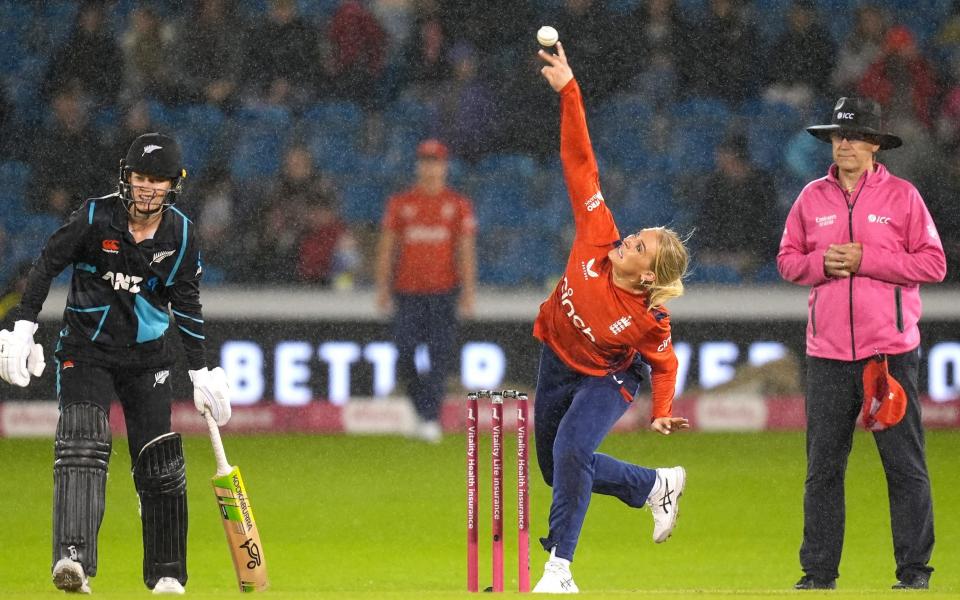 Sophie Ecclestone – Sophie Ecclestone spins England to series victory over New Zealand