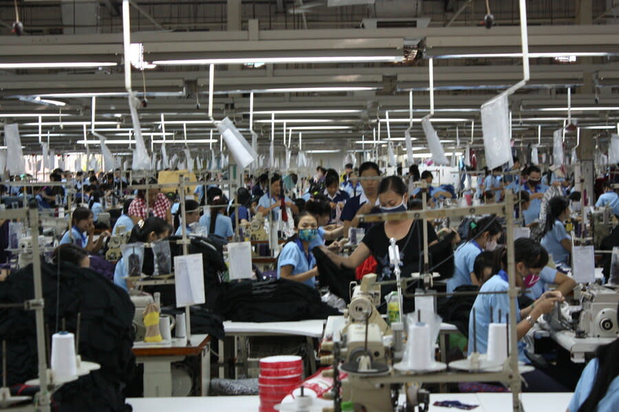 中國就業市場不斷惡化，許多年輕人都被迫降低自己對生活的期待。（Photo by ILO Asia-Pacific on Flickr under C.C. License）
