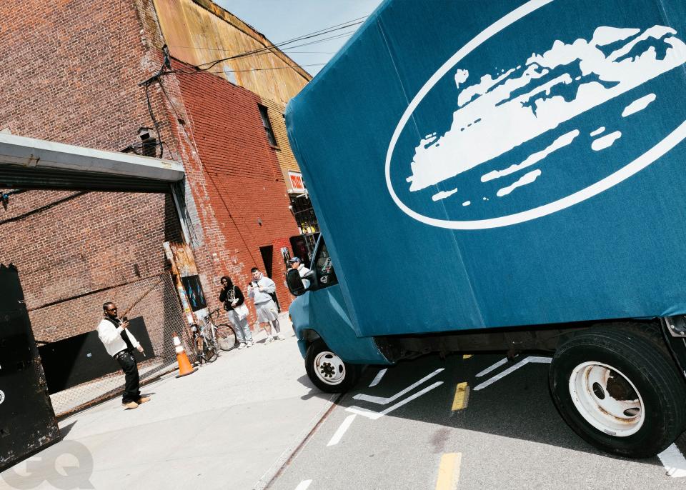 A denim-covered Corteiz box truck pulls up to the brand's Brooklyn denim exchange.