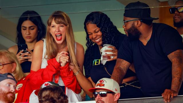 Here's the Deal With Travis Kelce's (Supposedly) Taylor Swift