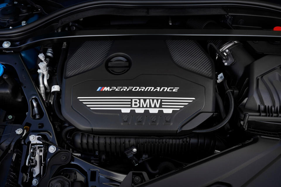 P90370515_highRes_the-all-new-bmw-2-se.jpg