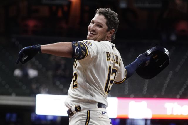 Arizona Diamondbacks' Craig Counsell celebrates with his teammates after  the Diamondbacks defeated the Atlanta Braves 11-4 in Game 4 of the National  League Championship Series at Turner Field in Atlanta, Saturday, Oct.