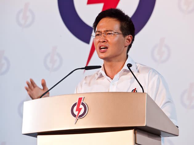 “You [Hougang residents] have become my family. I will not walk away,” pledged the 34 year old. (Yahoo! Singapore/ Alvin Ho)