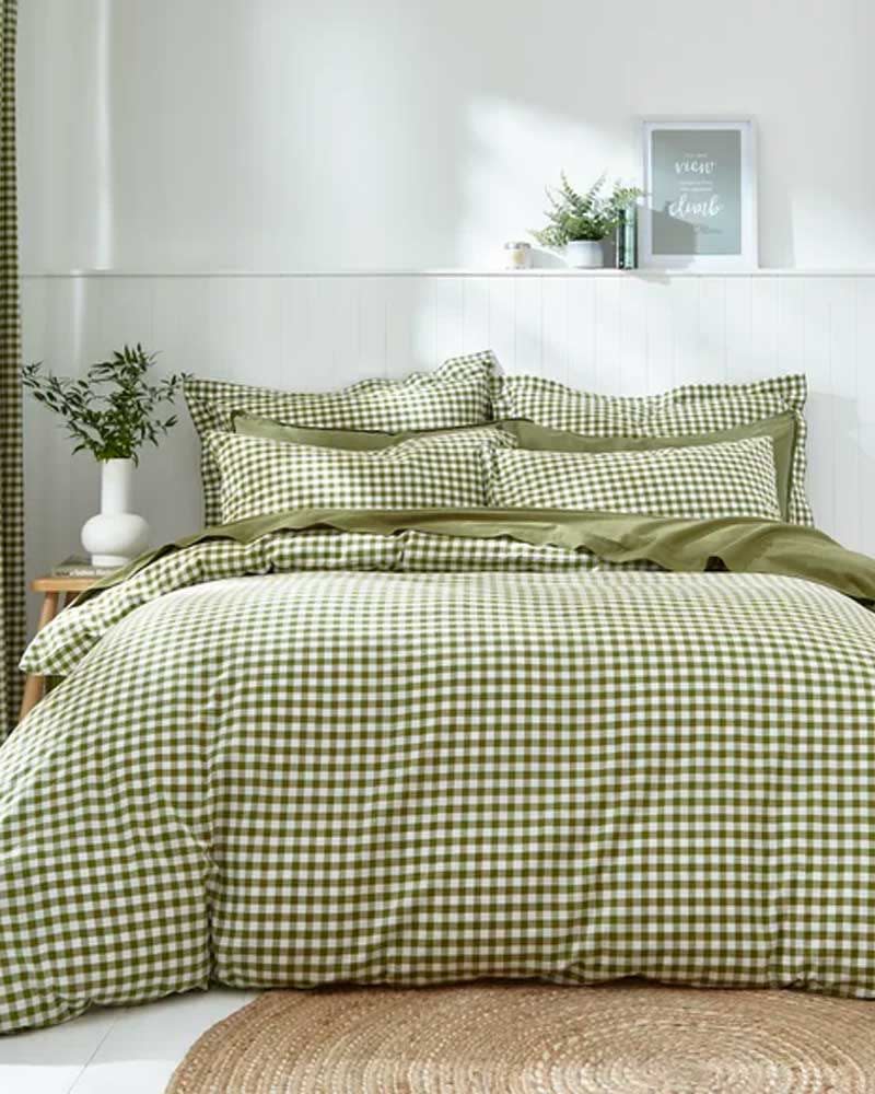 green bedroom ideas