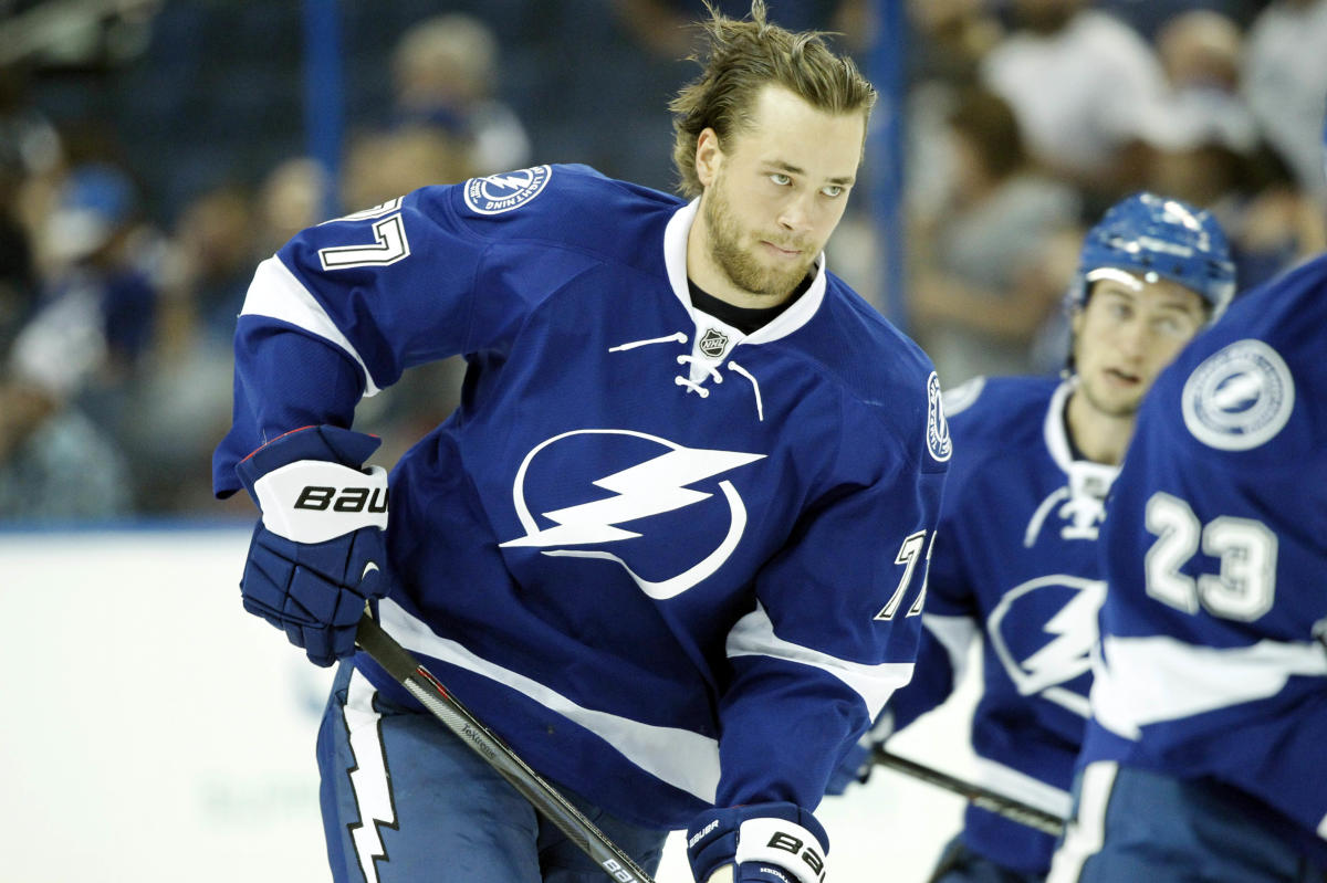 Victor Hedman signs 8-year extension with Lightning