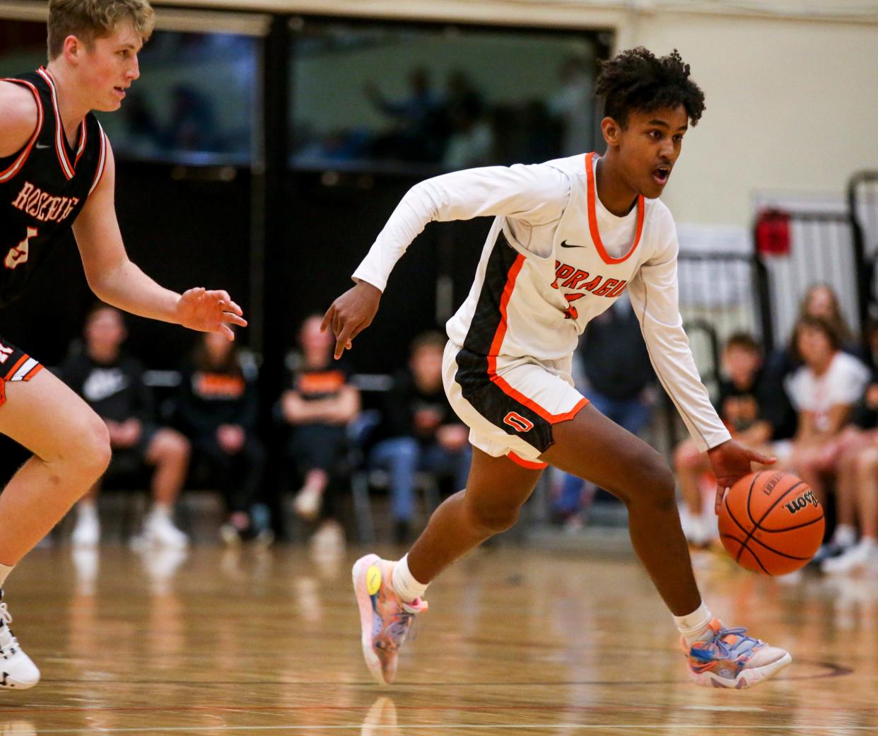 Sprague's Nathan Tesfu (5) dribbles the ball down the court during the game against Roseburg on Friday, Dec. 2, 2022 in Salem, Ore. 