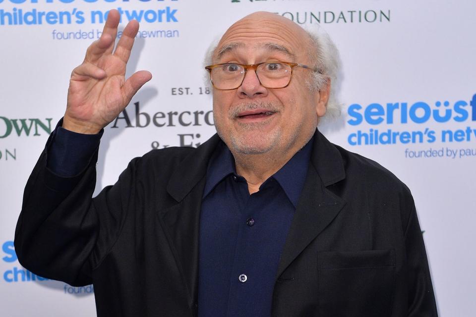 Wie jetzt, der auch? - Danny DeVito widmete sich einst der Verschönerung des schönen Geschlechts. Nachdem er die "Wilfred Academy of Hair and Beauty Culture" besucht hatte, arbeitete er als Friseur im Salon seiner Schwester. (Bild: Anthony Harvey/Getty Images)