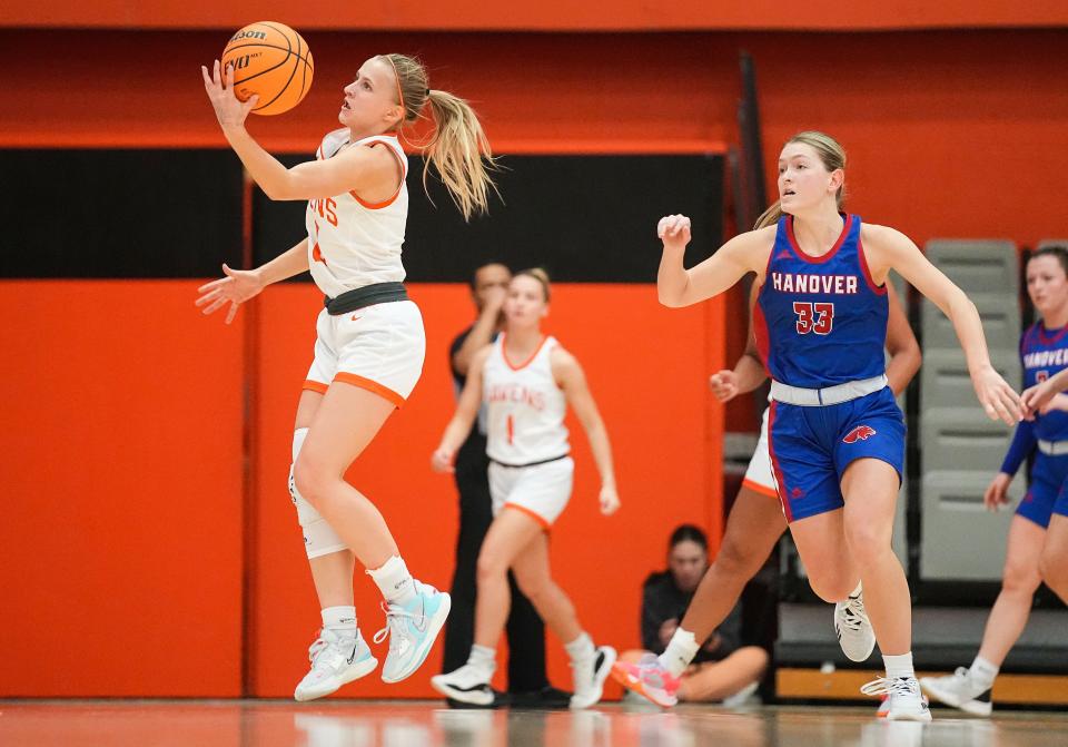 Anderson Ravens guard Lexi Dellinger (0) catches the ball during the game against Hanover University on Wednesday, Feb. 1, 2023 at O.C. Lewis Gymnasium at Anderson University in Anderson.