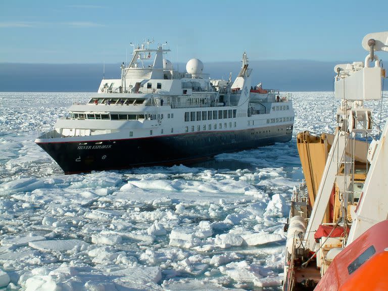 El Silversea desde el rompehielos.