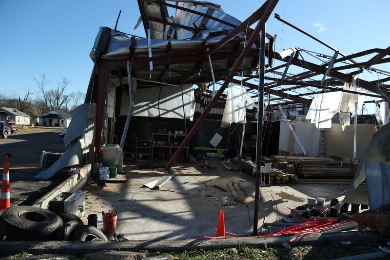 Tornado damage in Bowling Green