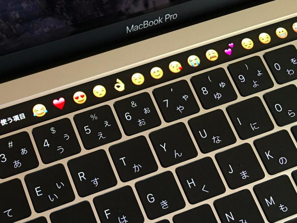 macbook pro touch bar