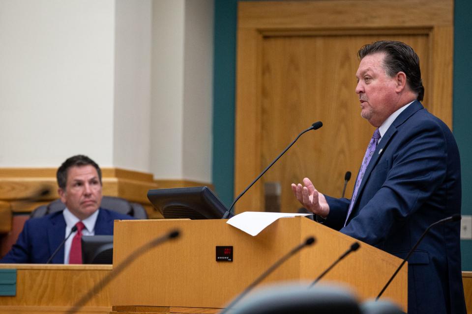 Mike Murphy, the chief operating officer of Corpus Christi Water, updates City Council on water levels and drought during a meeting on March 28, 2023.