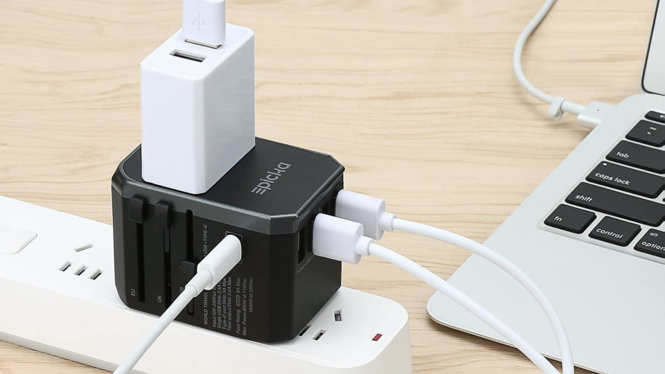 Reviewers rave over this all-in-one adapter.