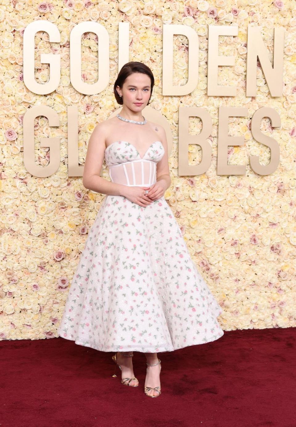 Cailee Spaeny Brings Florals to the 2024 Golden Globes Red Carpet