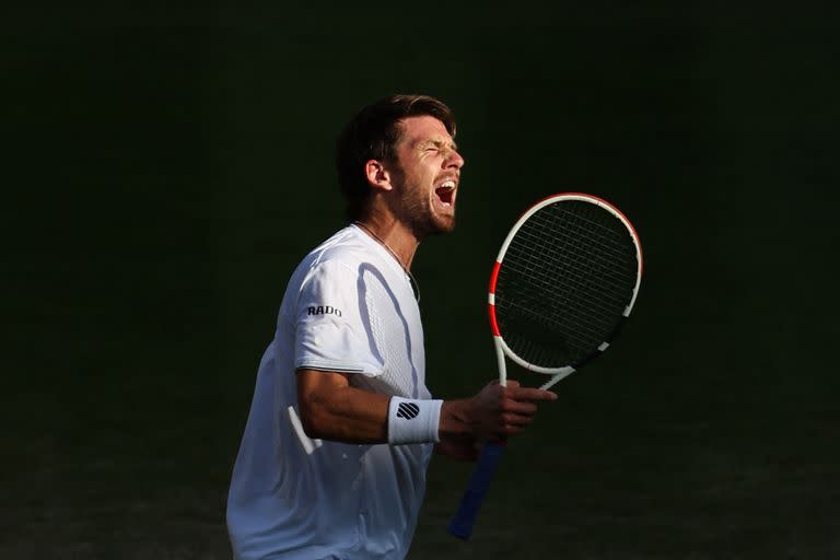 El desahogo del británico Cameron Norrie tras vencer al belga David Goffin: este jueves se medirá con Novak Djokovic en las semifinales de Wimbledon.