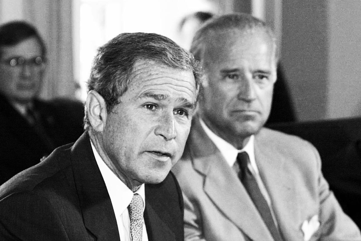 George Bush and Joe Biden in 2001. (Mike Theiler / AFP via Getty Images file)