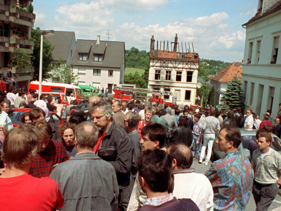 Der Anschlag erschütterte 1993 türkische und deutsche Bürger in Solingen. (Bild-Copyright:Roland Scheidemann/dpa)