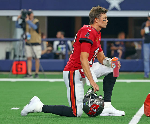 tom brady buccaneers jersey youth