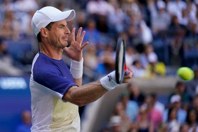 Andy Murray strikes a forehand