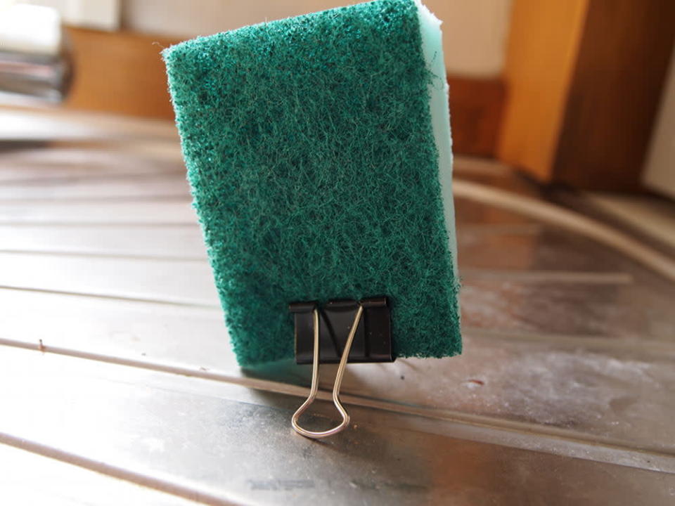 Help your sponge dry!