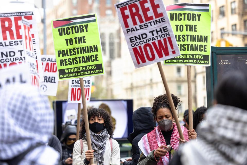 PHOTO: Pro-Palestinian protesters hold a rally outside of Columbia University, April 24, 2024, in New York. (Michael M. Santiago/Getty Images)