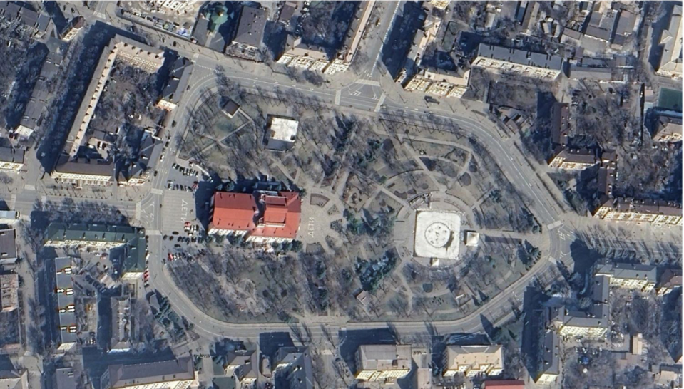 Russian word for ’children’ is visible from a height of about 500 metres, the lowest bombing altitude of the ammunition reportedly used for the attack on the theatre (Google Earth Pro/Shared with The Independent)