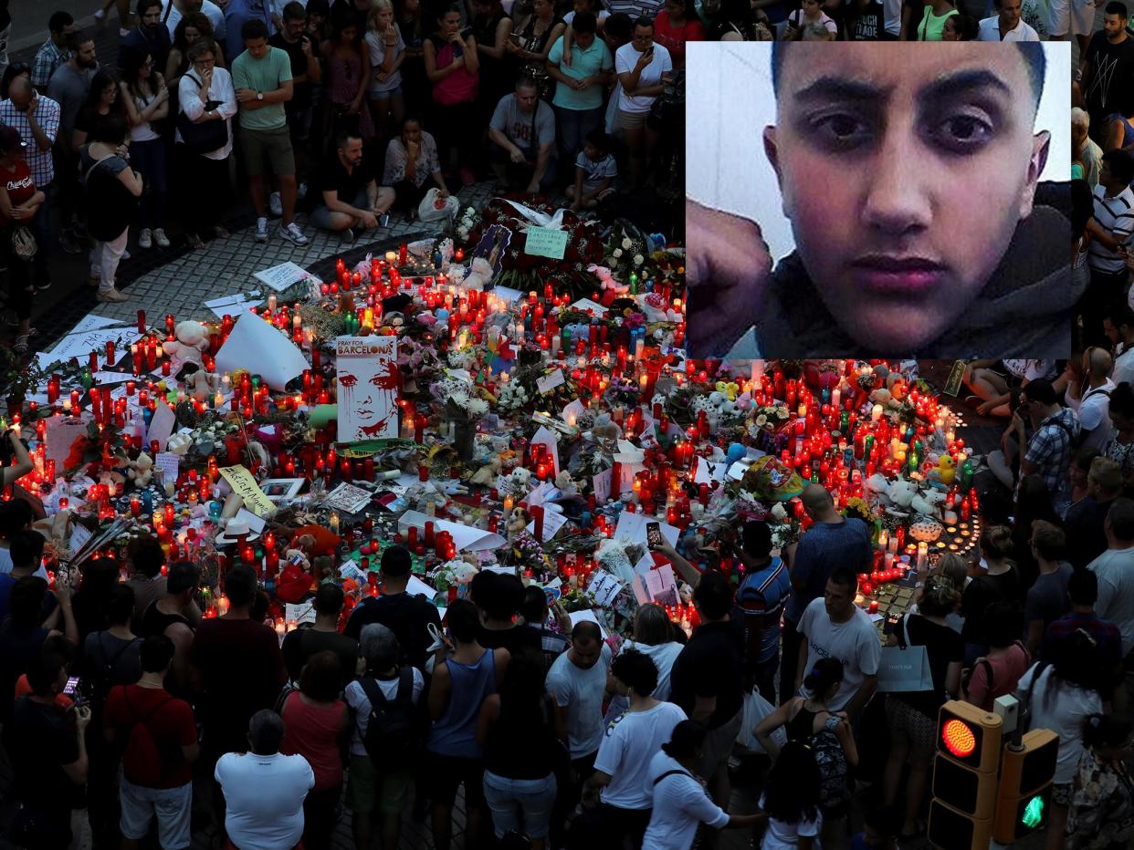 People pay tribute the victims of the Barcelona attack. (inset Moussa Oukabir): Reuters