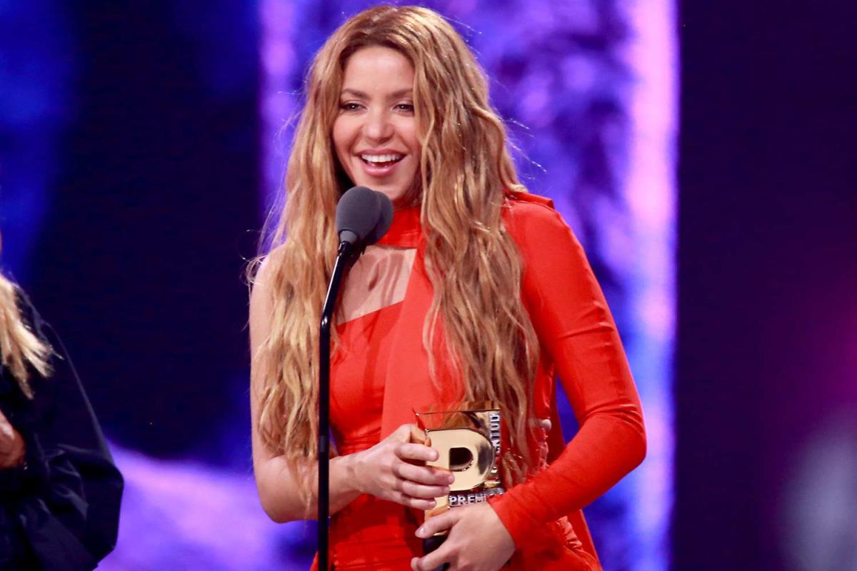 Shakira Puts Legal Troubles Behind Her by Winning 8 Awards at 2023