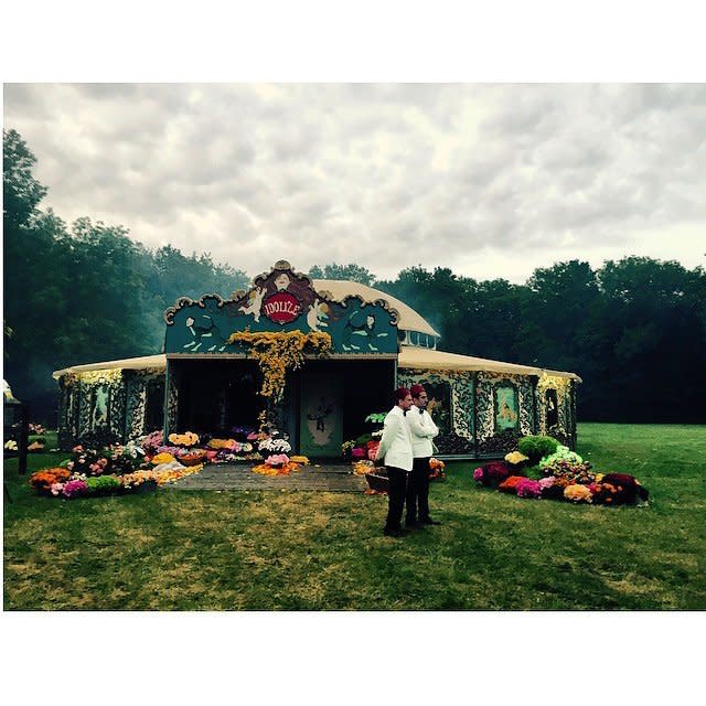 The Lebanese couple erected a Souk for an ”Arabian Nights”-themed party. 